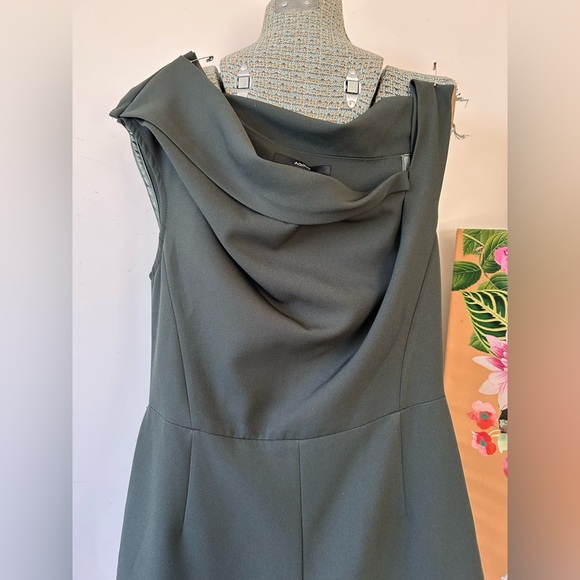 AQ/AQ DIDION STRUCTURED JUMPSUIt, HIDDEN ZIP, TAILORED LEG, SIDE SPLIT US 8R - Picture 2 of 8